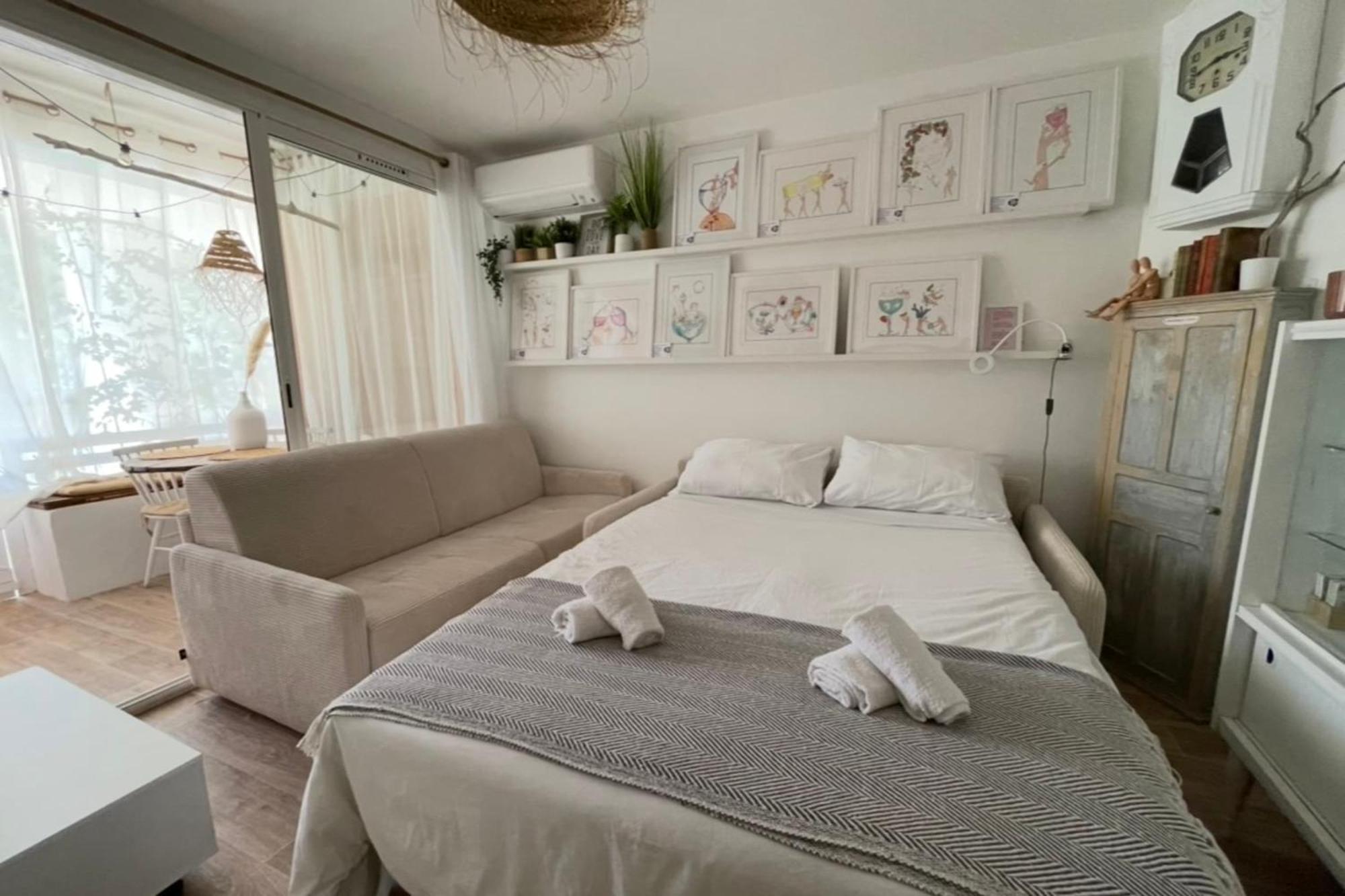 Charming Air-Conditioned One-Bedroom 150M From Cavaliere Beach Le Lavandou Exterior foto