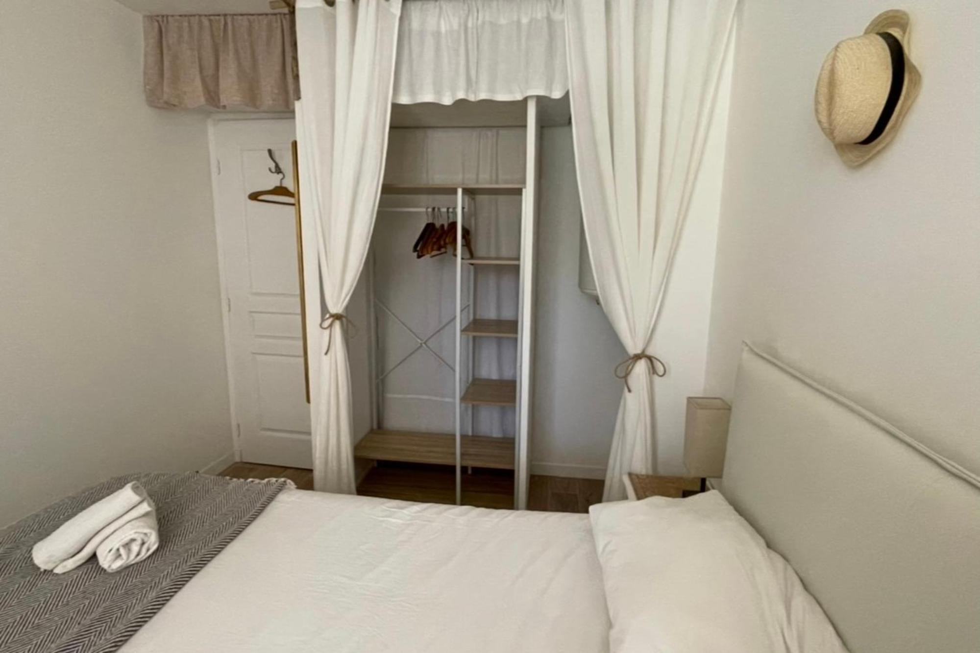 Charming Air-Conditioned One-Bedroom 150M From Cavaliere Beach Le Lavandou Exterior foto